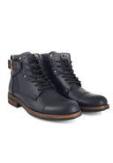 Botas de cuero para hombre San Polos modelo 3148 en color negro, vista de perfil mostrando detalle de correa en la caña.